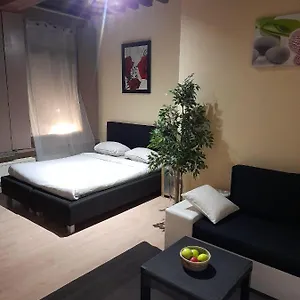 Cute,cosy,comfortable Studio In The Heart Of Anvers