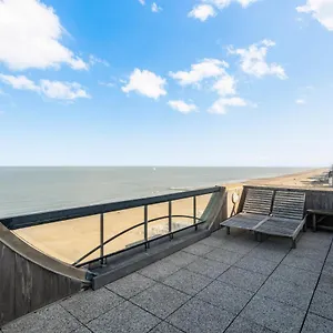 Penthouse App Met Imposant & Eindeloos Zeezicht Middelkerke